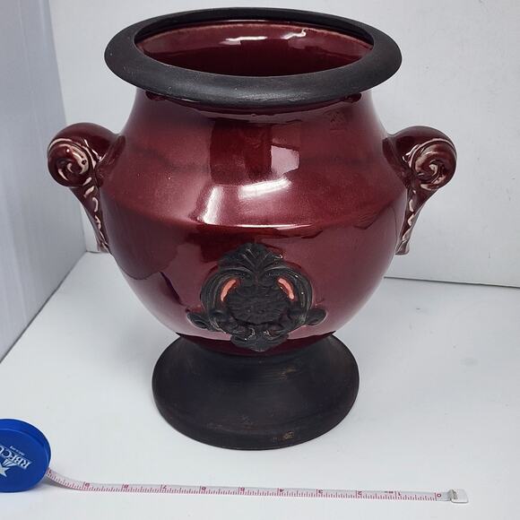 Gothic Red & Black Damask Vase - Picture 10 of 10